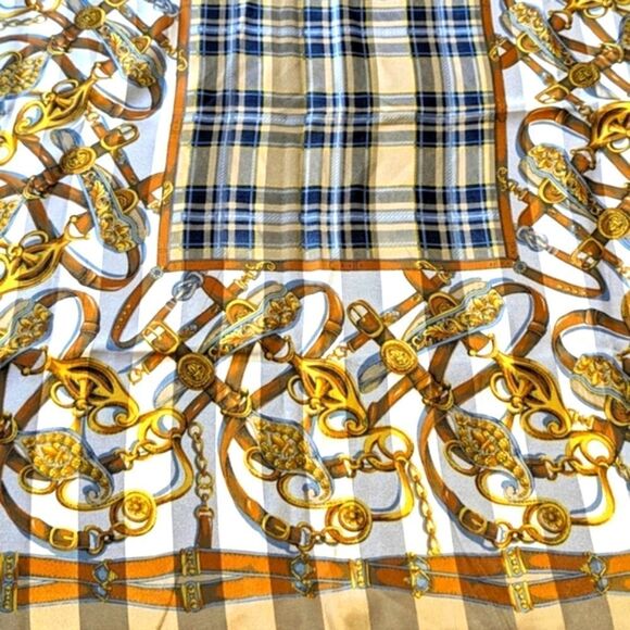 Vintage Coat of Armor/Belts and Buckle Square Scarf - Made in Italy - Picture 7 of 10